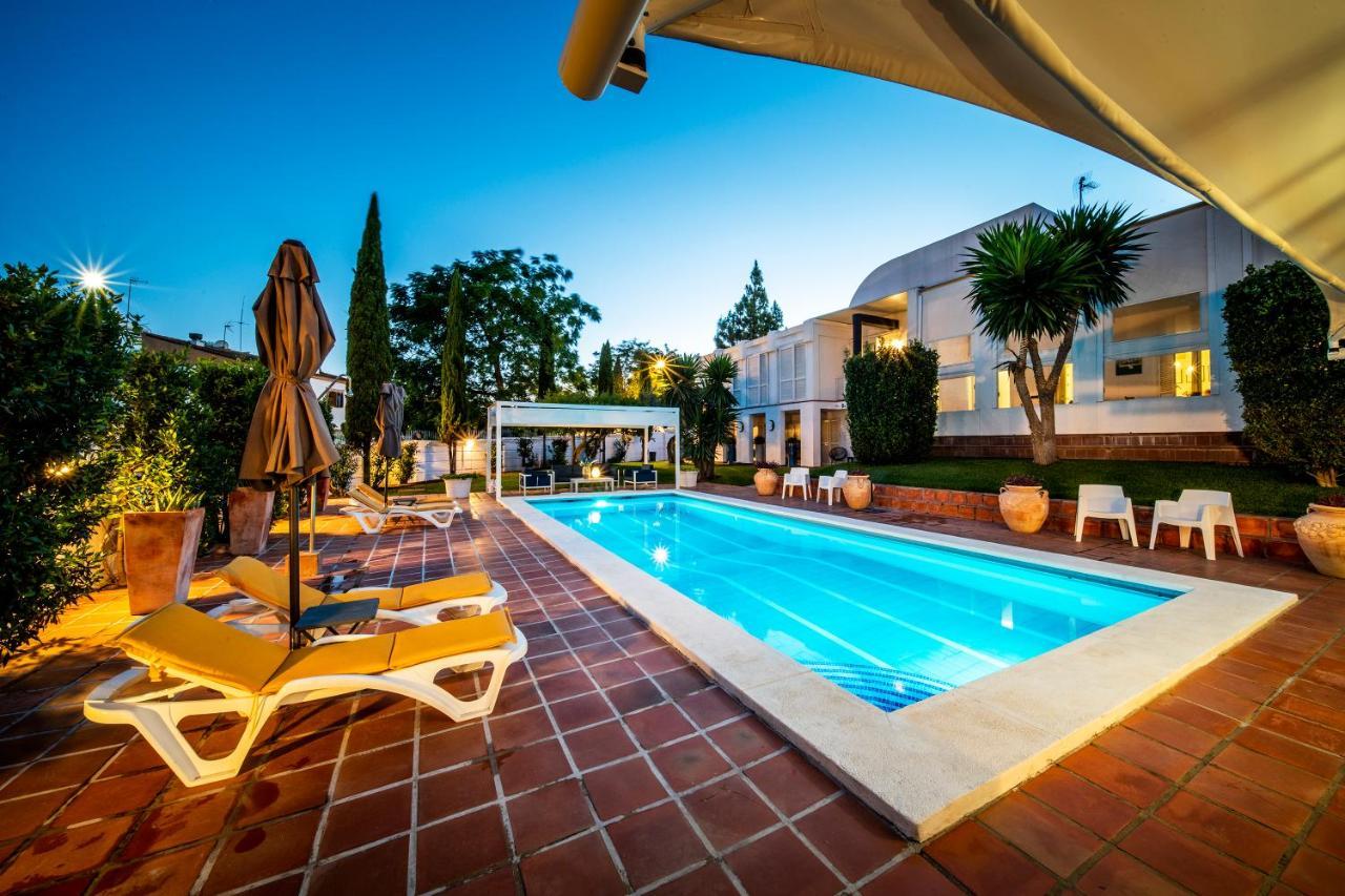 B&B Arena Sevilla Tomares Esterno foto